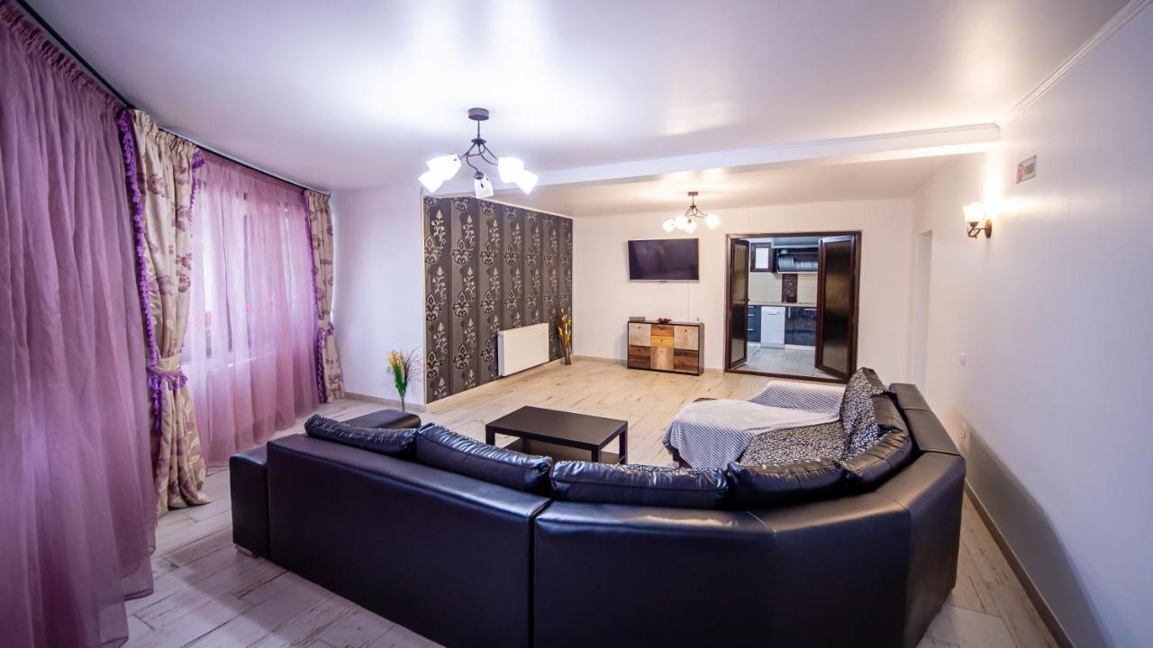 Casa Avram Villa Râmnicu Vâlcea Eksteriør bilde